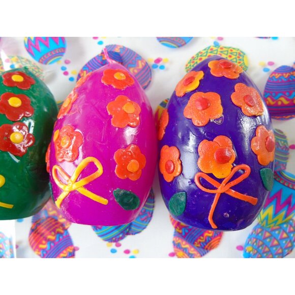 Vintage 1970's 5 Easter Egg Shaped Candles Handmade Wax Flowers Leaves Bow - Picture 6 of 6